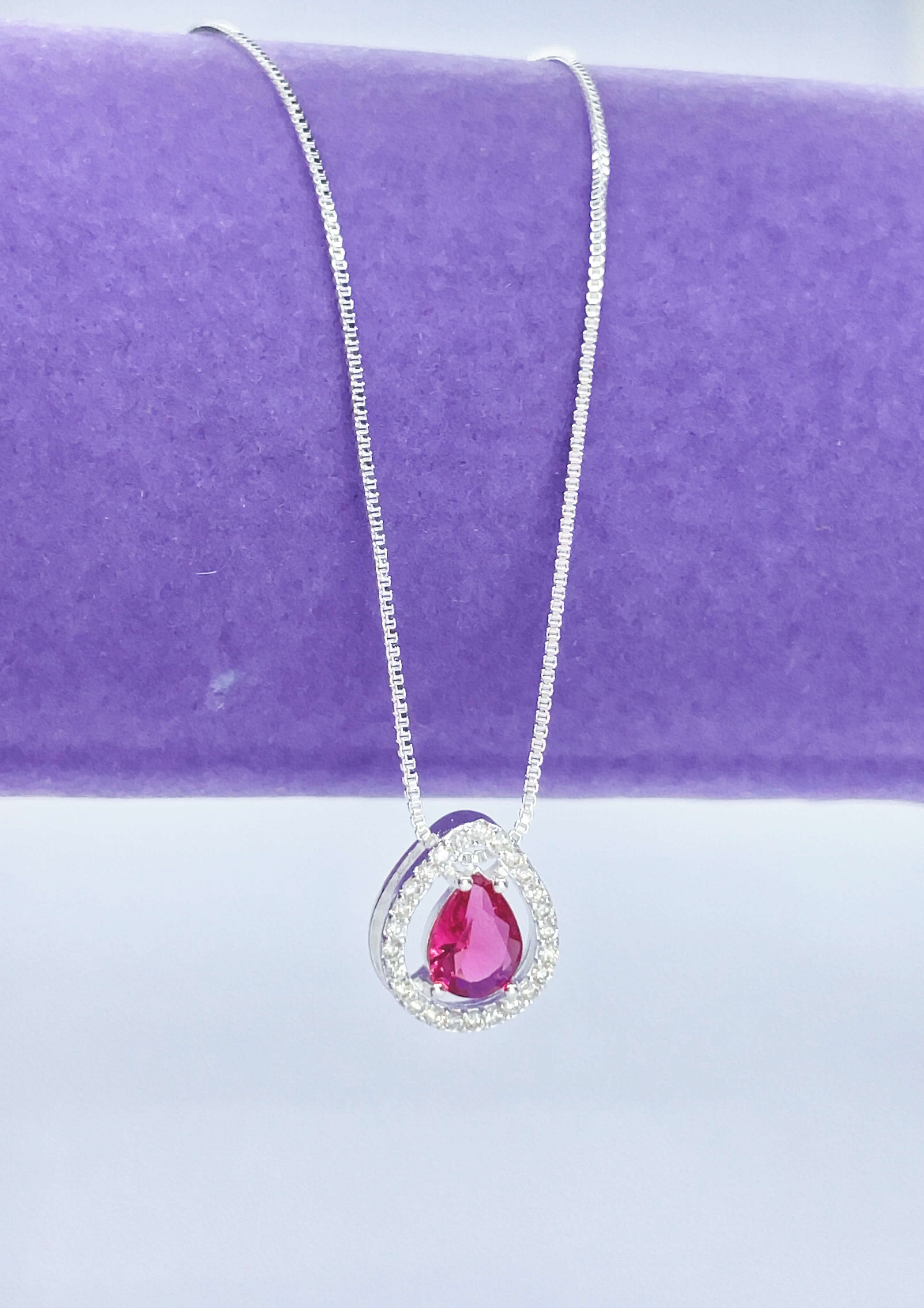Colar Gota Pink Cravejada