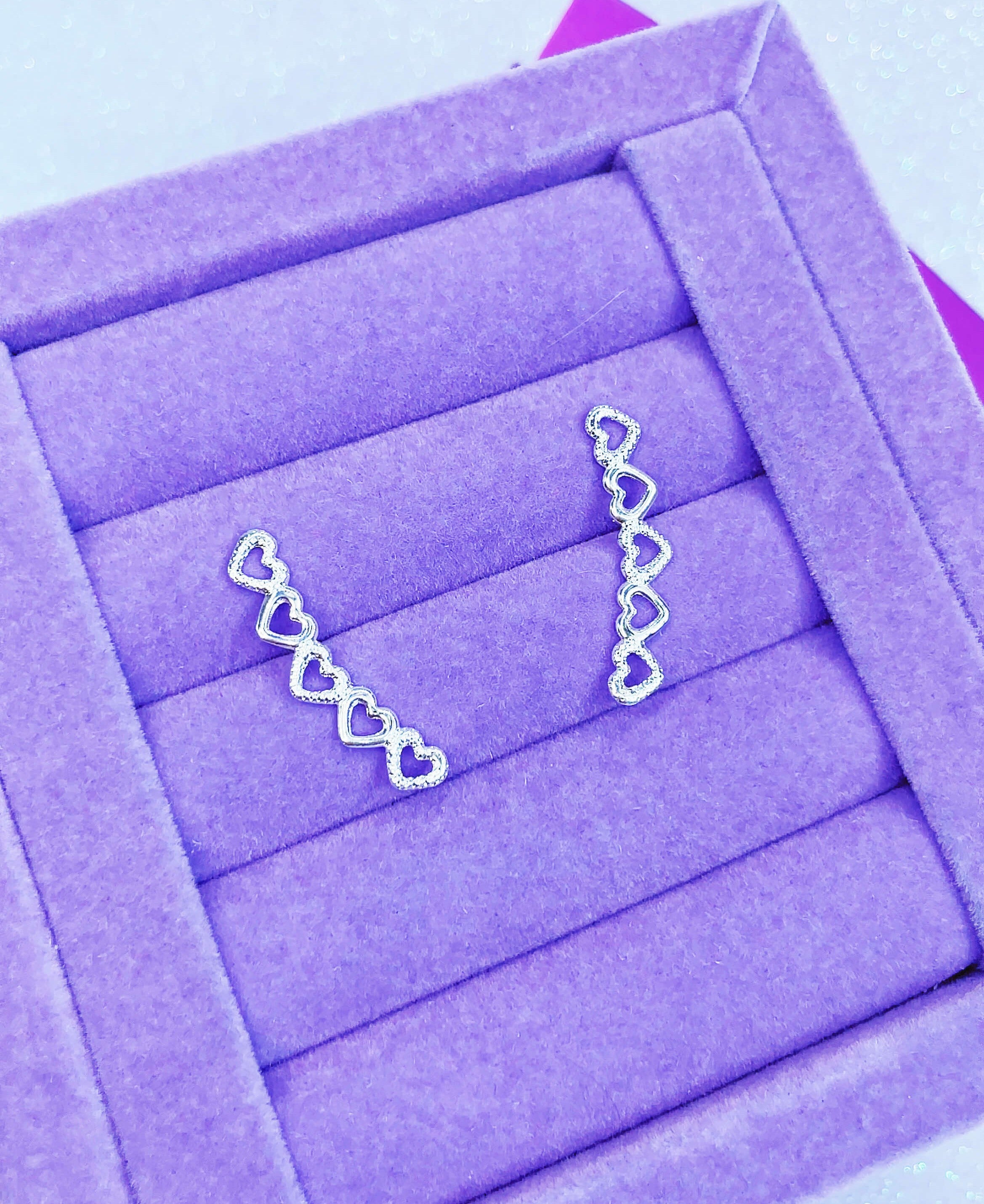 Ear Cuff Corações Vazados