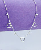 Colar Corações e Pontos de Luz