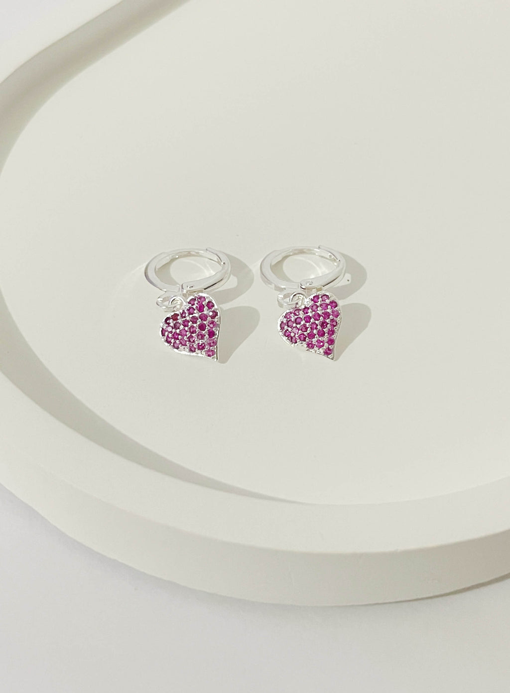 Argolinha Coração Cravejado Fucsia
