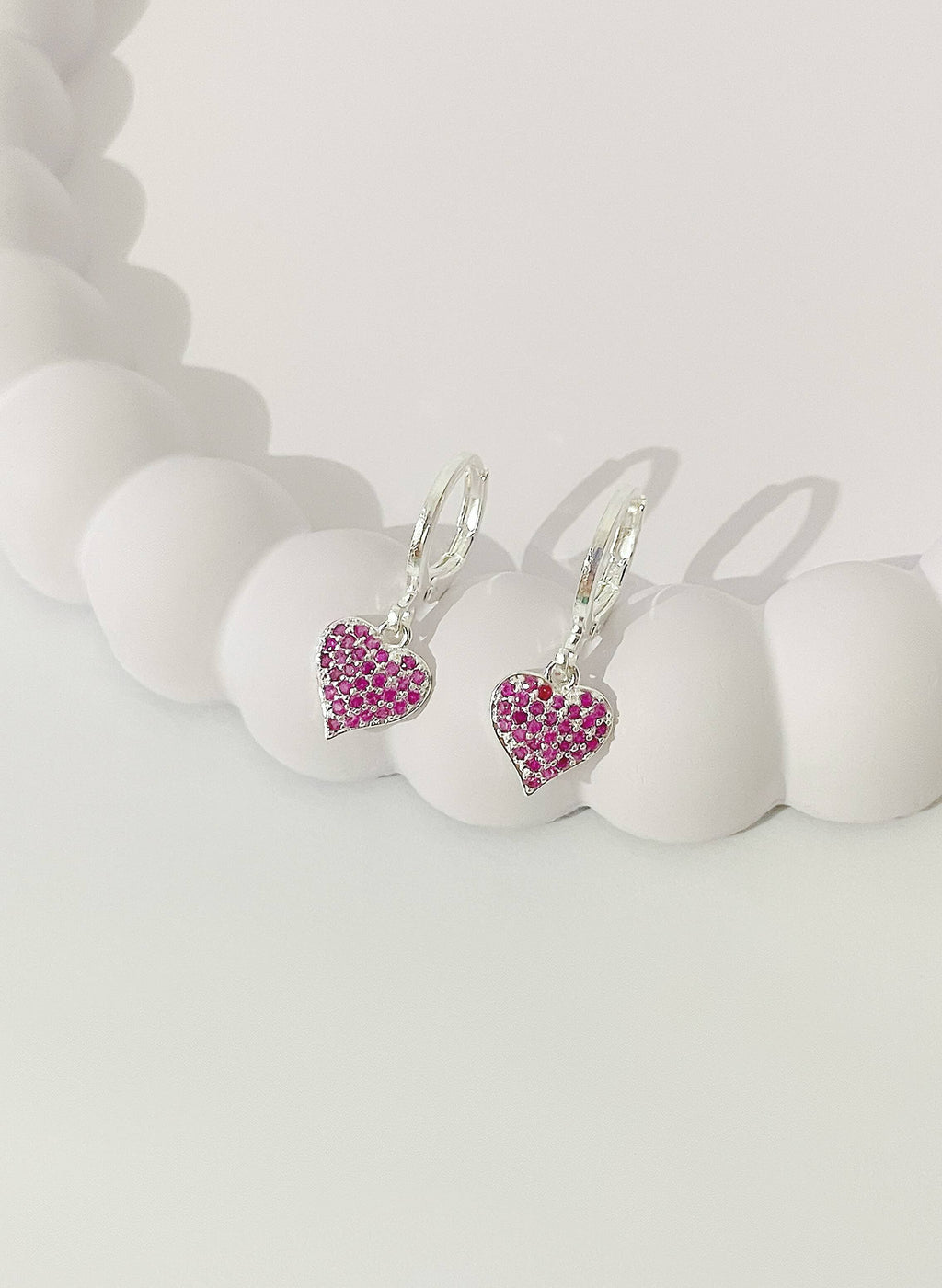 Argolinha Coração Cravejado Fucsia