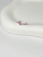 Anel Pedra Retangular Fucsia