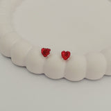 Brinco Coração Ponto de Luz Vermelho