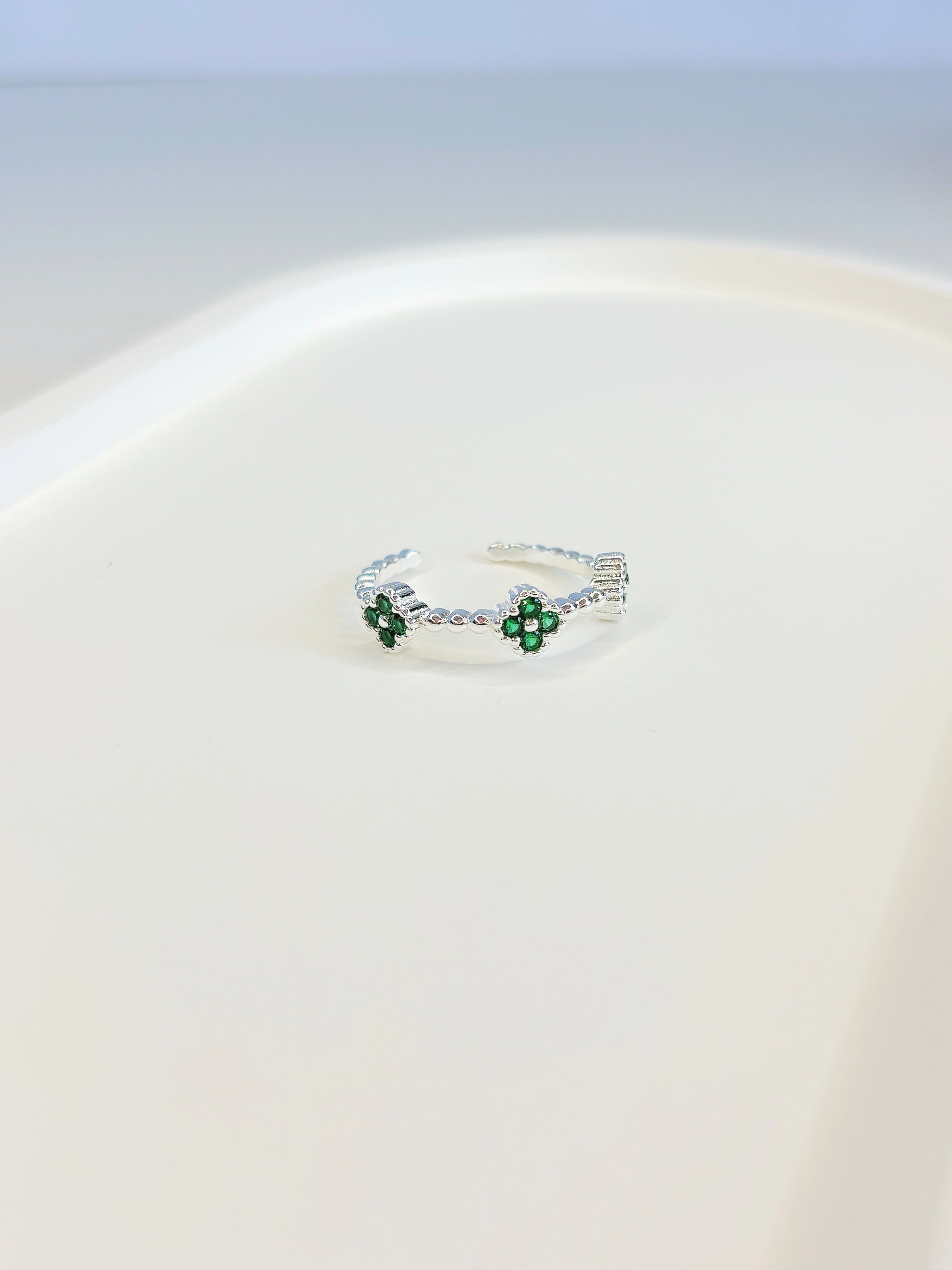 Anel Regulável Trevos Verdes