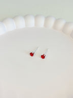 Brinco Ponto de Luz Vermelho