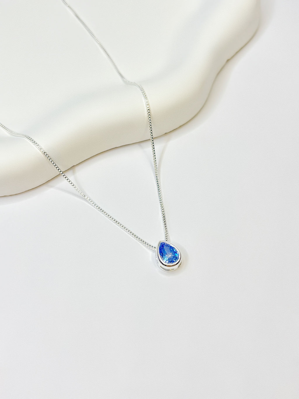 Colar Gota Azul