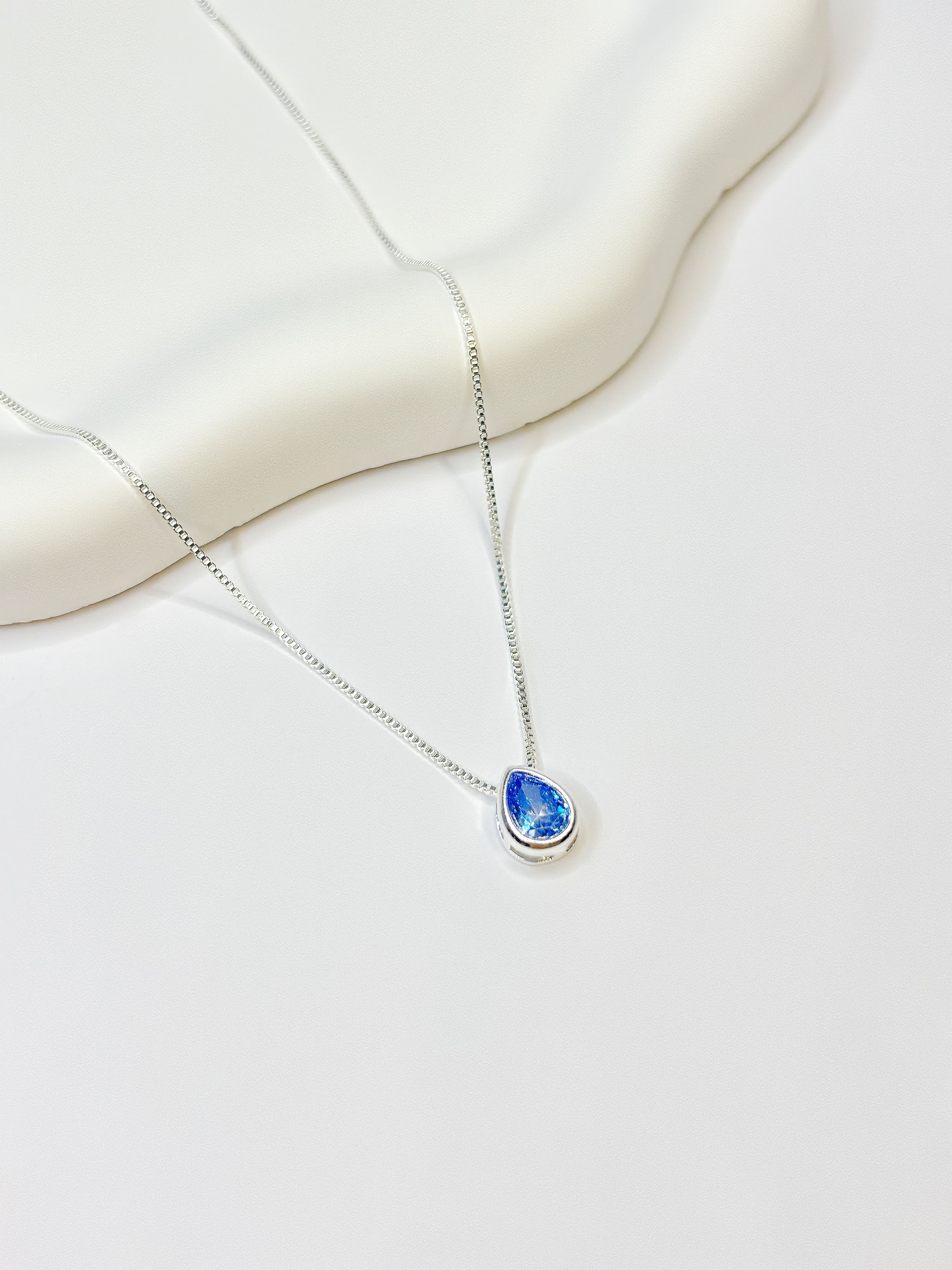 Colar Gota Azul
