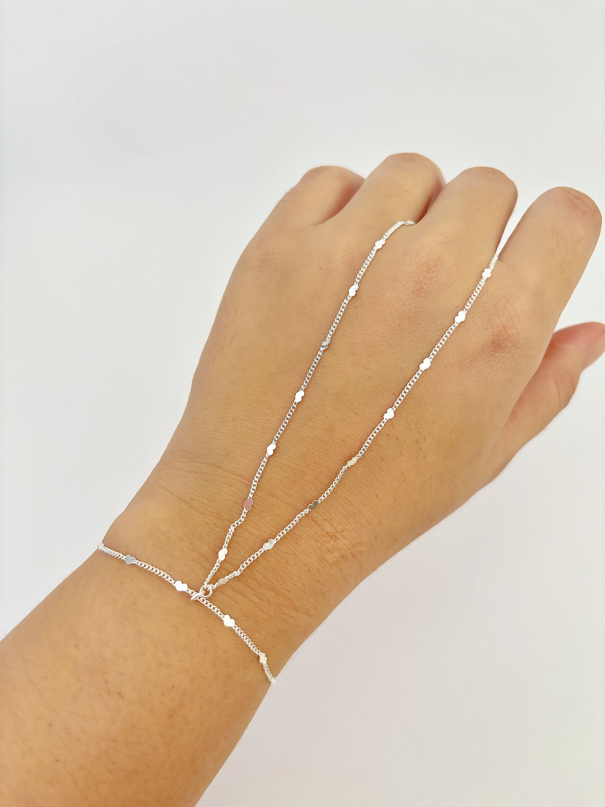 Hand Chain Ray