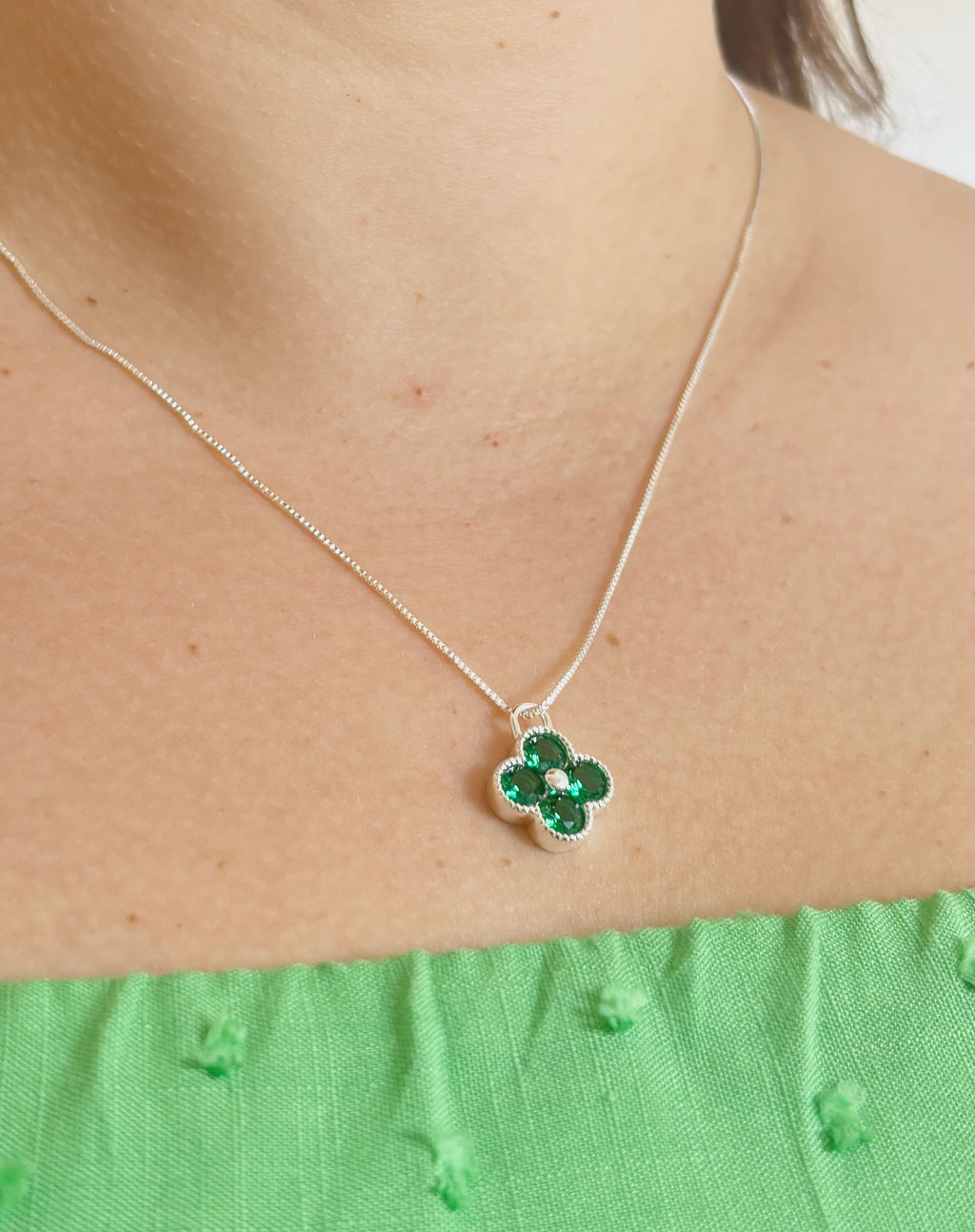 Colar Trevo Zircônia Verde